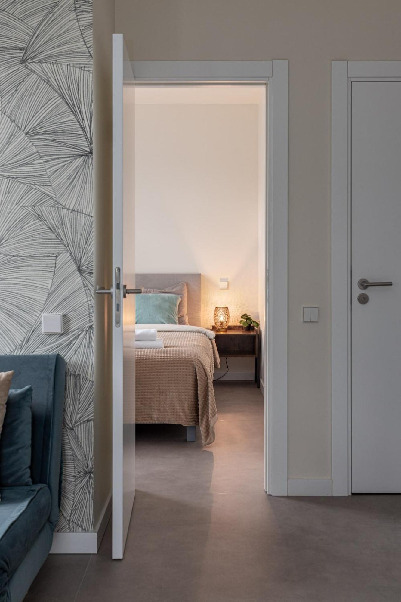 Kipsala Apartments With Free Parking Riga Esterno foto